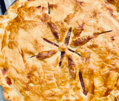 Rustic Strawberry Rhubarb Pie